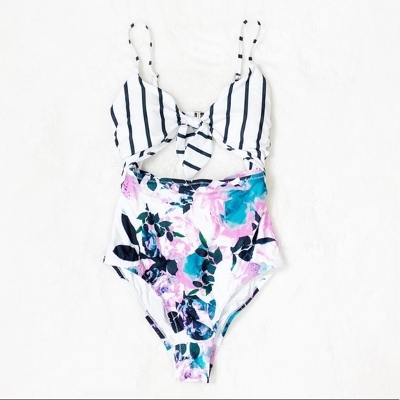 NEW ModCloth Sienna Striped Floral Tie Front One Piece Swimsuit - Picture 4 of 8